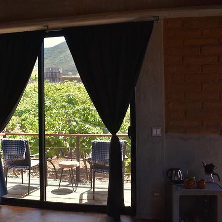 Uvauva Eco-Retreat Acomodação com café da manhã Valle de Guadalupe Exterior foto